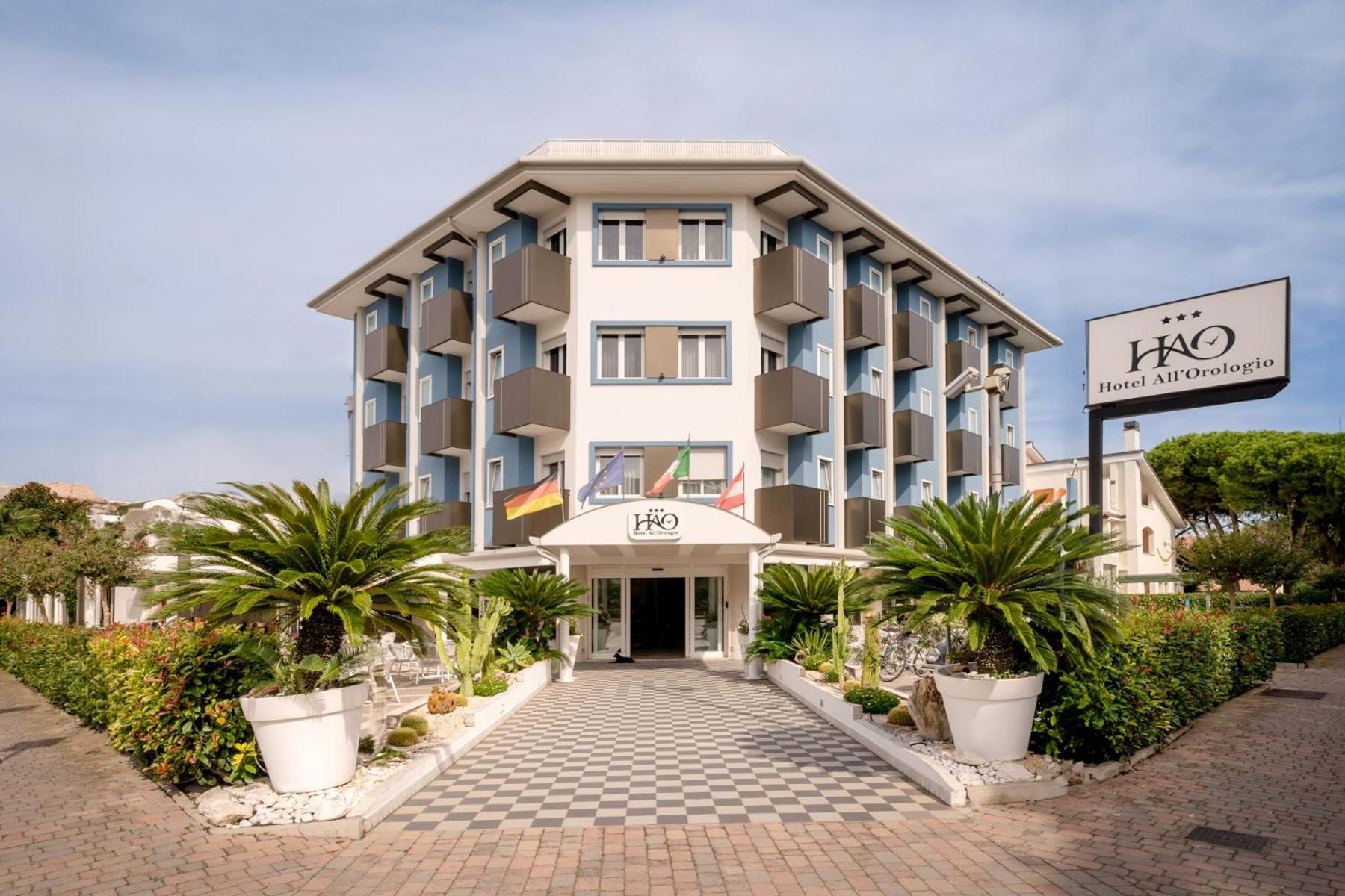 Hotel All'Orologio 3 Stelle Superior Caorle Exterior photo