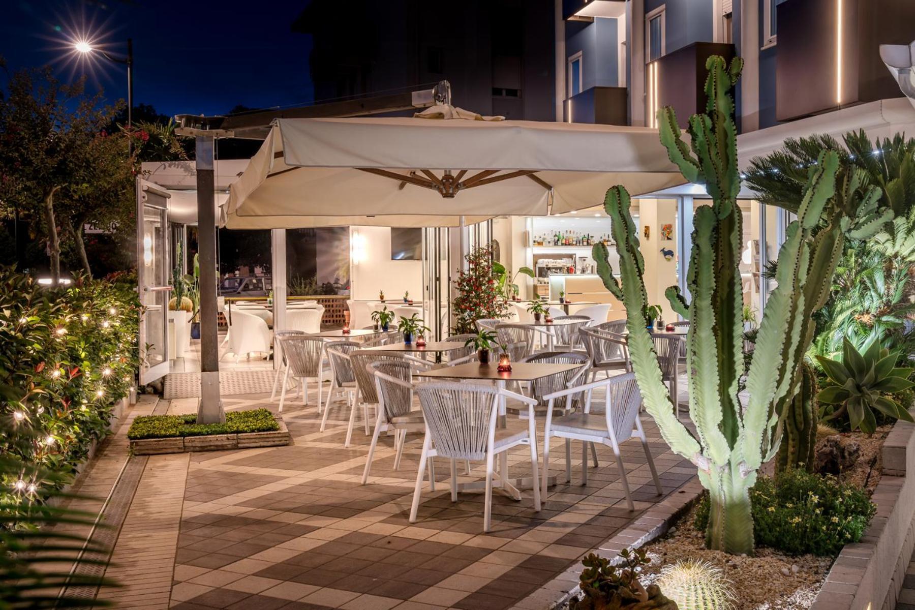 Hotel All'Orologio 3 Stelle Superior Caorle Exterior photo